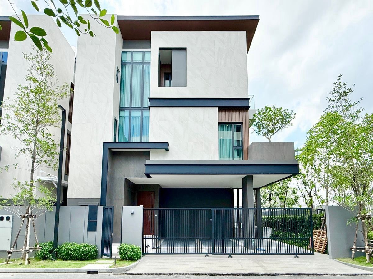 For SaleHouseYothinpattana,CDC : ✅✅✅HOT DEAL House for sale The Honer Yothinpattana size 445 Sq.m 4 bed 3 bath only 38.5 MB