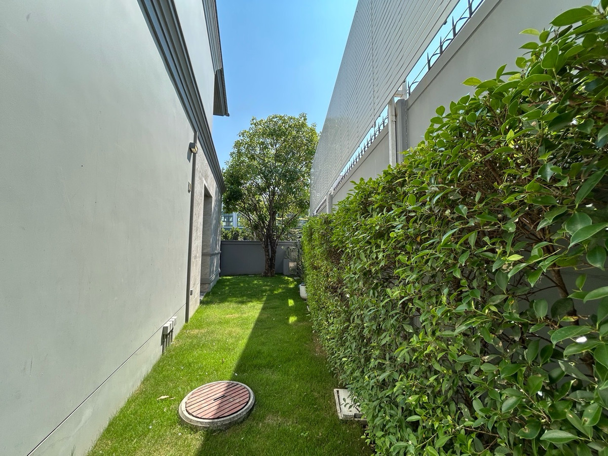 บ้านบางนา แบริ่ง ลาซาล : ให้เช่า / ขายบ้านเเกรนด์บางกอกบูเลอวาร์ด ราคาเสนอได้ค่ะ