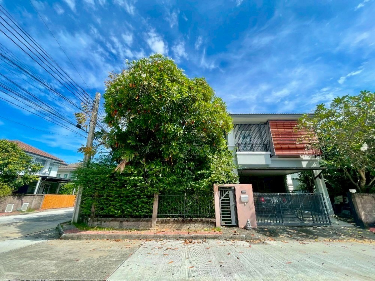 ขายบ้านลาดกระบัง สุวรรณภูมิ : ขายถูกสุด บ้านเดี่ยวหลังมุม เดอะ แพลนท์ พระราม 9 – วงแหวน 2  ที่ดินใหญ่ 65.8 ตร.วา 3 นอน 3 น้ำ 1 อเนกฯ