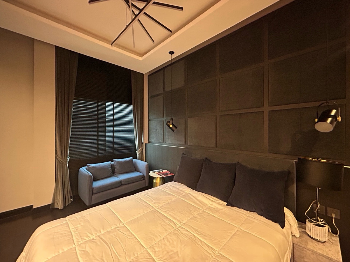 บ้านบางนา แบริ่ง ลาซาล : ให้เช่า / ขายบ้านเเกรนด์บางกอกบูเลอวาร์ด ราคาเสนอได้ค่ะ