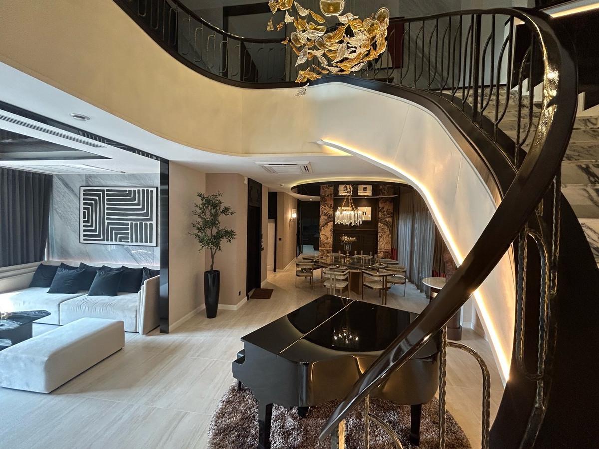 บ้านบางนา แบริ่ง ลาซาล : ให้เช่า / ขายบ้านเเกรนด์บางกอกบูเลอวาร์ด ราคาเสนอได้ค่ะ