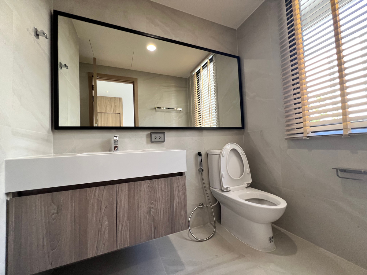 For RentHousePattanakan, Srinakarin : For rent: Single house, Noble Norse, Krungthep Kreetha, 4 bedrooms, garden view, fully furnished.