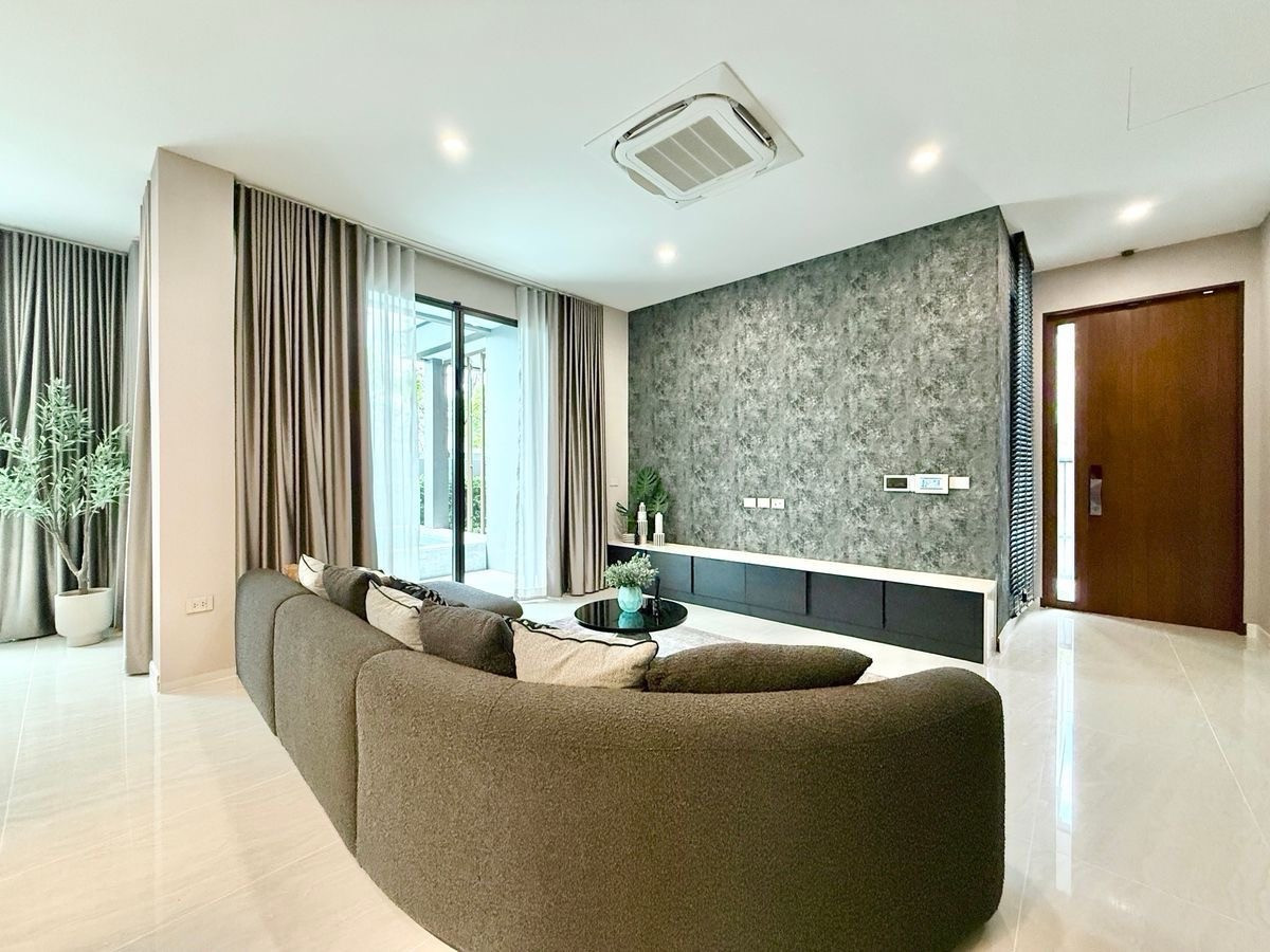 ขายบ้านเลียบทางด่วนรามอินทรา : ⭐️⭐️⭐️⭐️HOT DEAL ขายบ้าน The Honer Yothinpattana ขนาด 445 Sq.m 4 bed 3 bath เพียง 38.5 MB