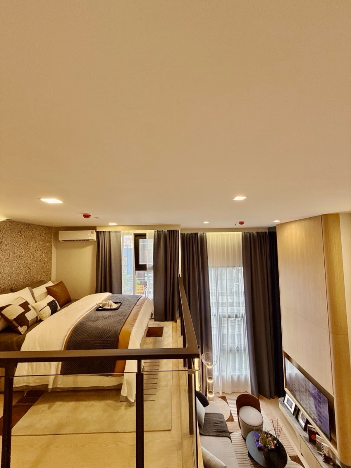 ขายคอนโดพระราม 9 เพชรบุรีตัดใหม่ RCA : 𝐓𝐇𝐄 𝐁𝐀𝐒𝐄 𝐔𝐑𝐁𝐀𝐍 𝐑𝐀𝐌𝐀𝟗 𝐅𝐫𝐞𝐞 ทุกค่าใช่จ่าย ฟรีเงินดาวน์ 𝐎 บาท ผ่อนสบายๆ 𝟖,𝟗𝟎𝟎/เดือน ราคาดีที่สุด 