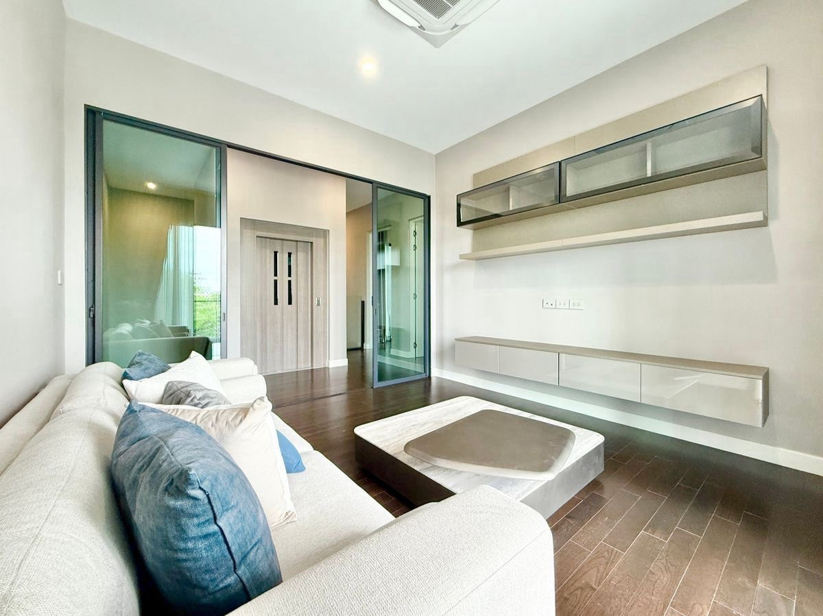 ขายบ้านเลียบทางด่วนรามอินทรา : HOT DEAL ‼️ขายบ้าน The Honer Yothinpattana ขนาด 445 Sq.m 4 bed 3 bath เพียง 38.5 MB