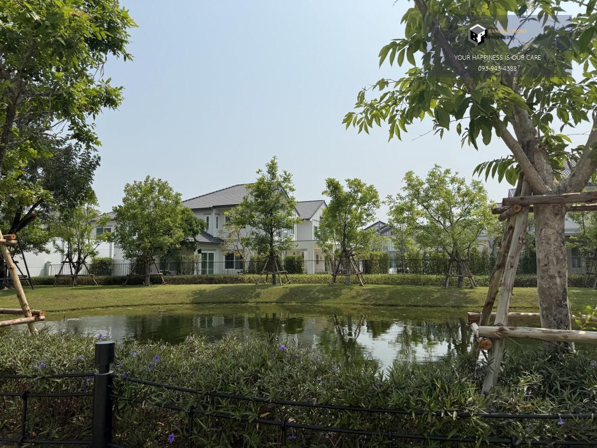 ให้เช่าบ้านบางนา แบริ่ง ลาซาล : Villaggio 3 Srinakarin-Bangna | บ้านเดี่ยว ด้านหน้าติดสวน 🏡 Corner-Lot Home Facing the Garden 花园景观转角独栋别墅 #2025120113283
