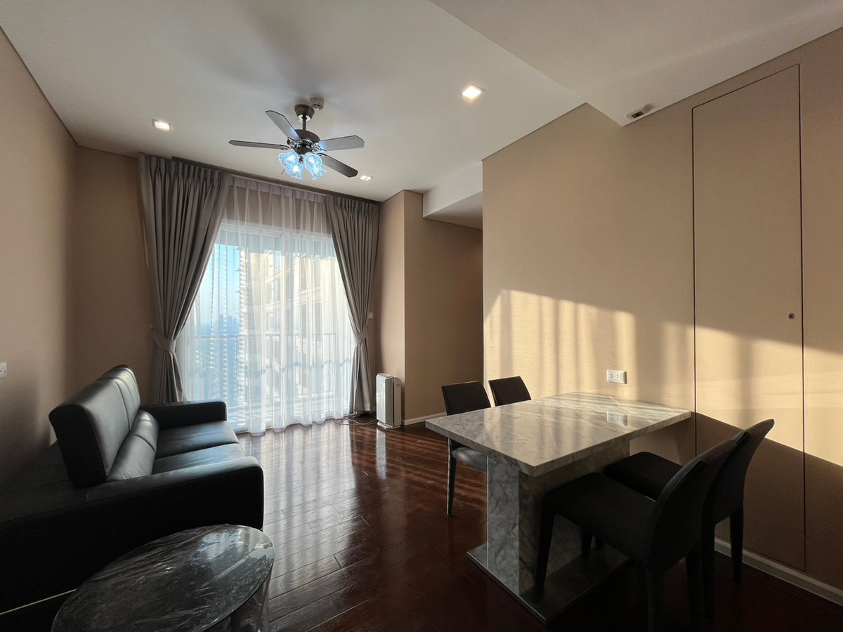 ให้เช่าคอนโดลาดพร้าว เซ็นทรัลลาดพร้าว : ✨  For  Rent :  The Saint Residences  Condo ✨