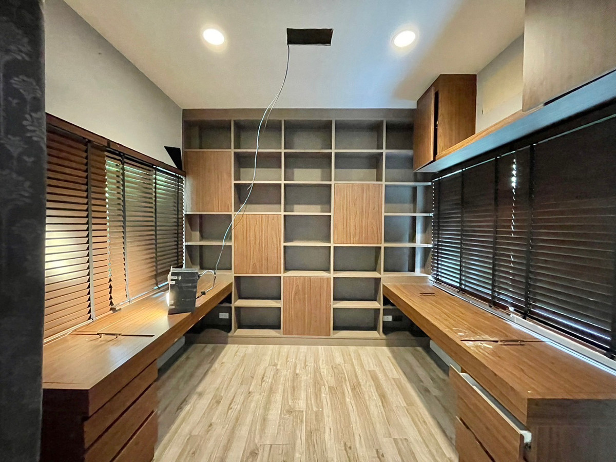 For SaleHouseBang kae, Phetkasem : Corner house, 86 sq m, 3 bedrooms, 3 bathrooms, 2-story detached house, The City Ratchaphruek, Charan 13.