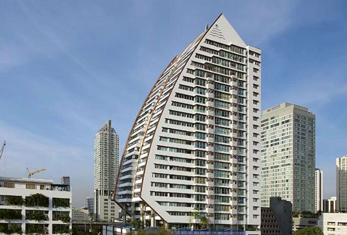 ขายคอนโดสาทร นราธิวาส : ✨ ห้องหรูดีไซน์พรีเมียม ในราคาที่คุณฝันถึง St. Louis Grand Terrace คุ้มกว่านี้ไม่มีอีกแล้ว 🎉