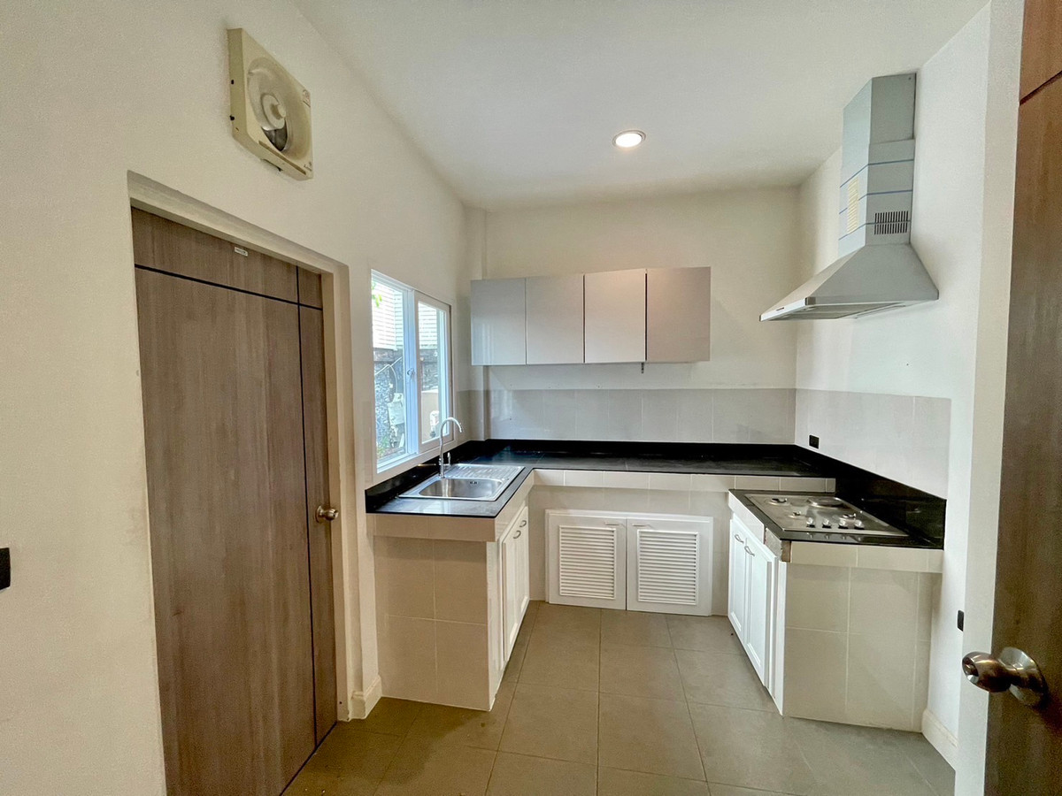 For SaleHouseBang kae, Phetkasem : Corner house, 86 sq m, 3 bedrooms, 3 bathrooms, 2-story detached house, The City Ratchaphruek, Charan 13.