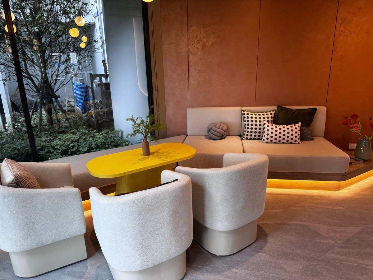 ขายคอนโดปิ่นเกล้า จรัญสนิทวงศ์ : ราคาดีที่สุด 𝐂𝐡𝐚𝐩𝐭𝐞𝐫 วัน สปาร์ค จรัญ⭐️ 𝟮 ห้องนอนใหญ่ 𝟓𝟓 ตรม.เลือกห้องสวยก่อนใคร พร้อมรับโปรโมชั่นสุด 𝐄𝐱𝐜𝐥𝐮𝐬𝐢𝐯𝐞 ล็อกให้ทุกดีลโทร📱𝟬𝟵𝟮-𝟴𝟬𝟴-𝟴𝟴𝟵𝟵