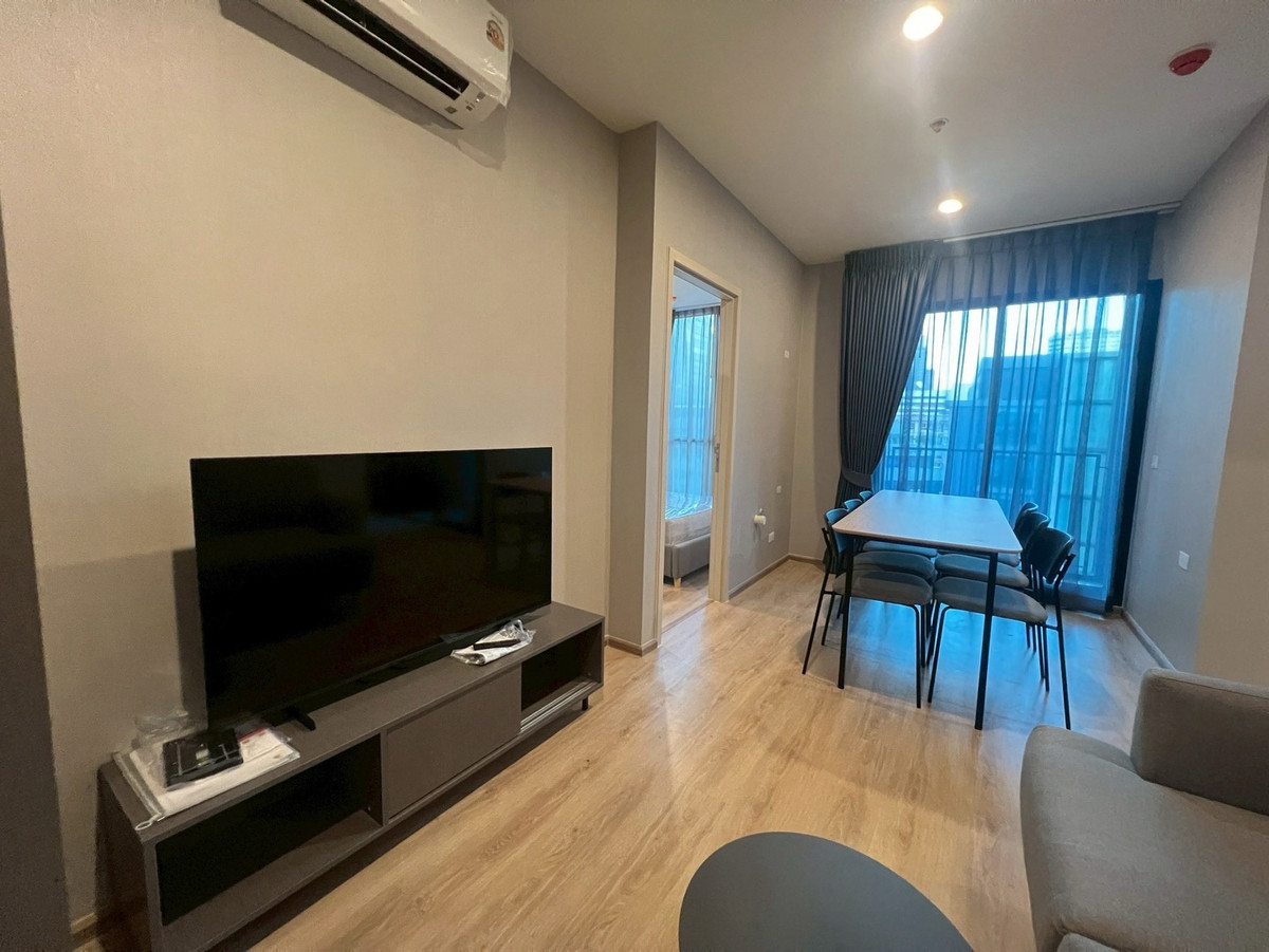 For RentCondoRama9, Petchburi, RCA : Nue District R9 3 bedrooms/2 bathrooms, size 60 sq m.