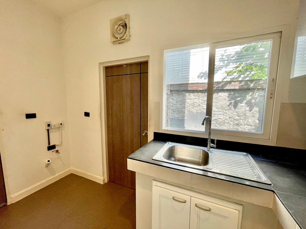 For SaleHouseBang kae, Phetkasem : Corner house, 86 sq m, 3 bedrooms, 3 bathrooms, 2-story detached house, The City Ratchaphruek, Charan 13.