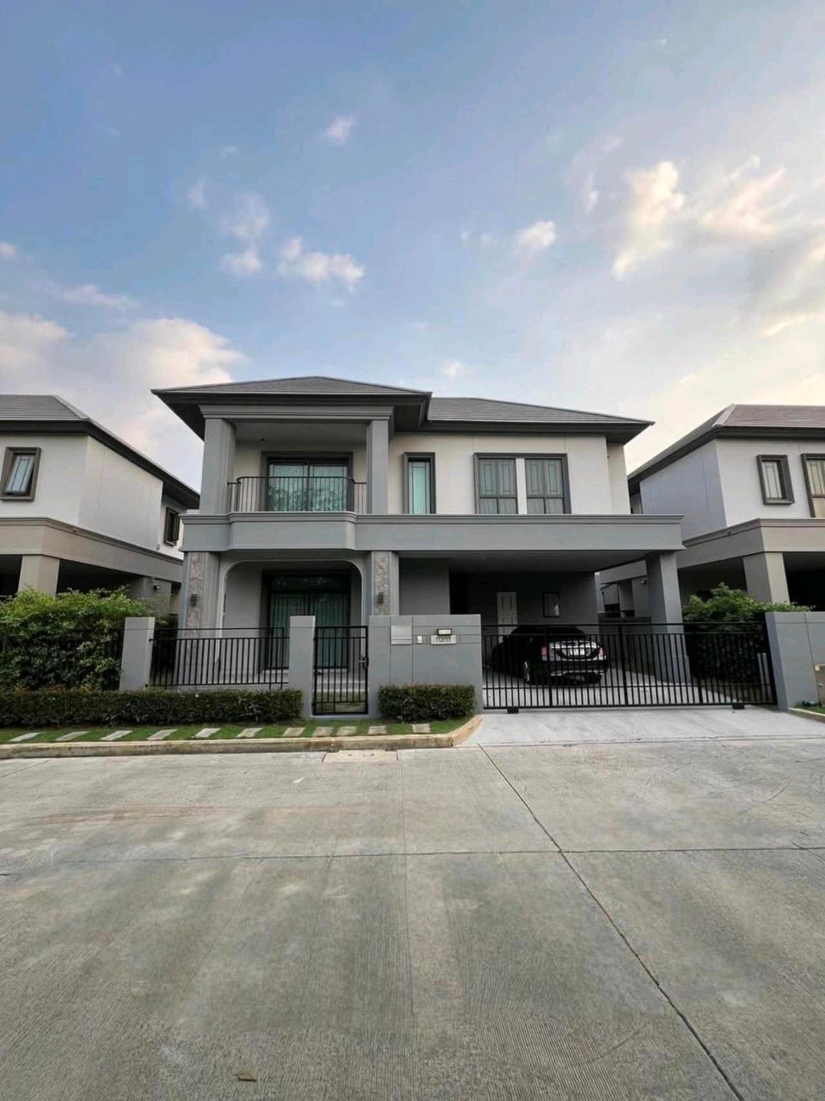 ให้เช่าบ้านปทุมธานี รังสิต ธรรมศาสตร์ : ✨ บ้านใหม่มาก สภาพดี พร้อมเข้าอยู่ทันที! 📍 ทำเลดี ใกล้สถานที่สำคัญ