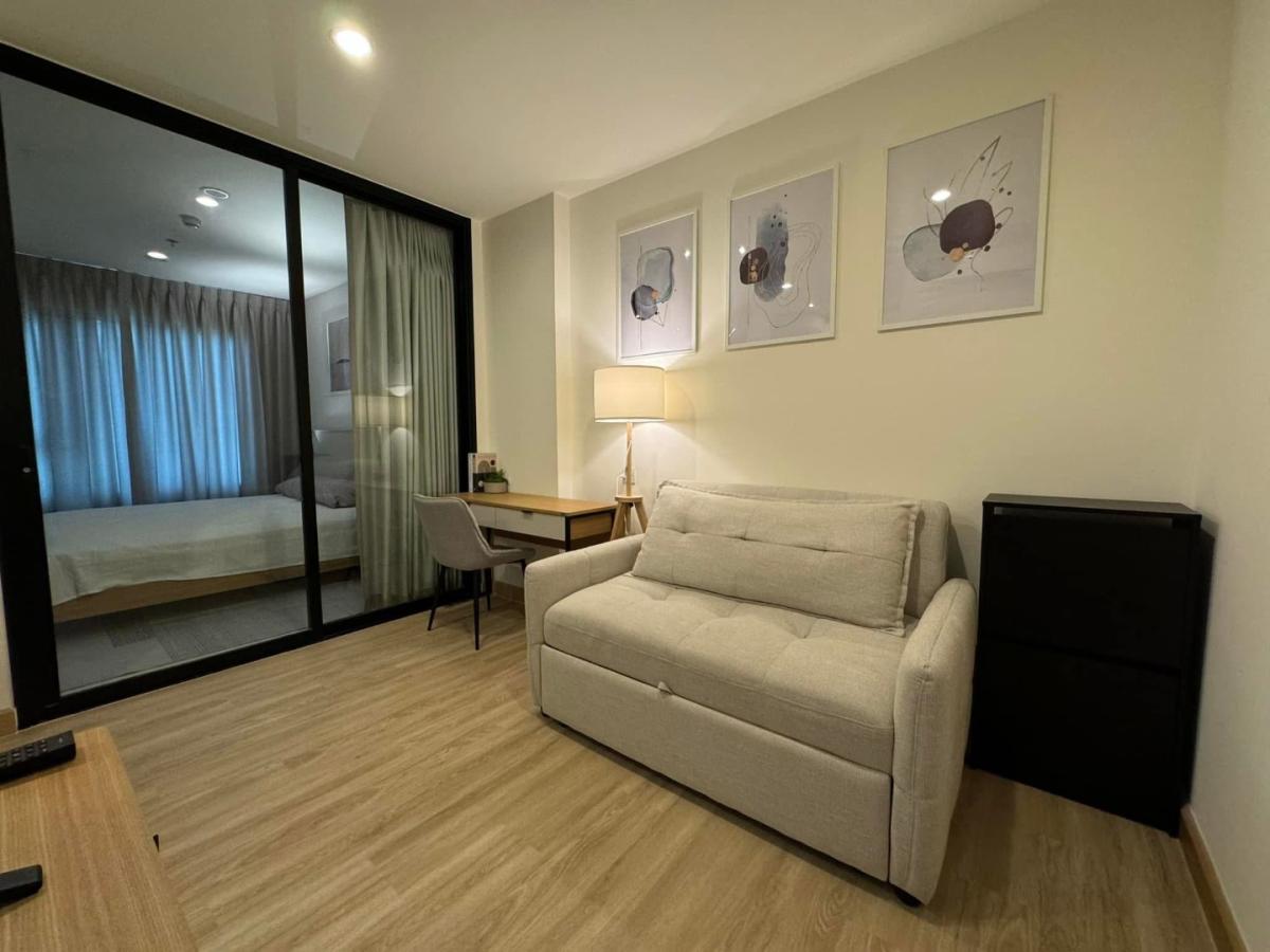 For RentCondoRama9, Petchburi, RCA : 🔥For Rent Now🔥 Life Asoke, East-facing, unobstructed view, quiet, no buildings blocking the view, fully furnished, ready to move in, near MRT Phetchaburi.
