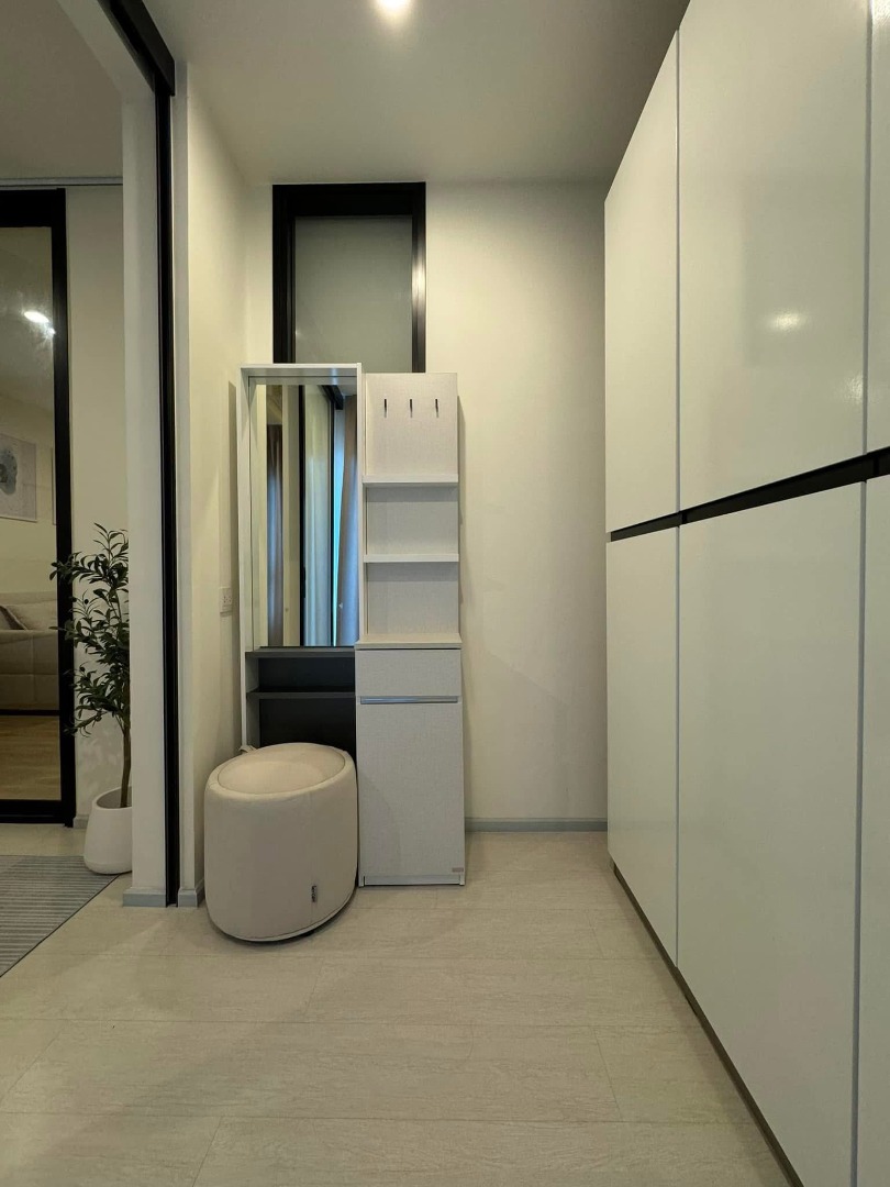 For RentCondoRama9, Petchburi, RCA : 🔥For Rent Now🔥 Life Asoke, East-facing, unobstructed view, quiet, no buildings blocking the view, fully furnished, ready to move in, near MRT Phetchaburi.