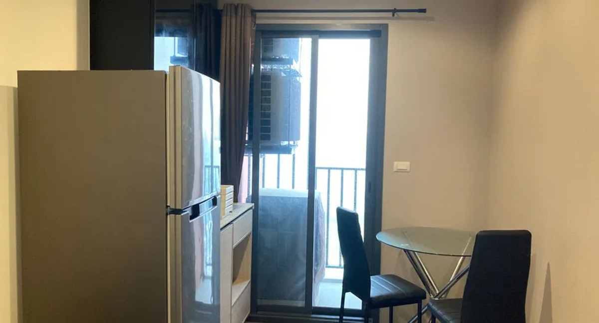 ขายคอนโดพระราม 9 เพชรบุรีตัดใหม่ RCA : ขายด่วน 1 นอน ชั้น 34 วิวเมือง ราคาต่ำกว่าประเมิน