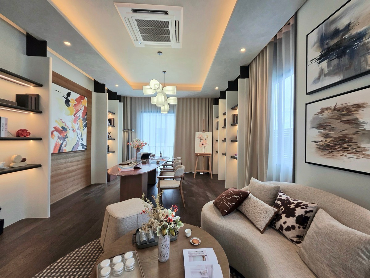 For SaleHousePattanakan, Srinakarin : VVIP ✅✅ CINQUIEME Krungthep Kreetha size 655 Sq.m 4 bed 5 bath special only 65,000,000 MB.