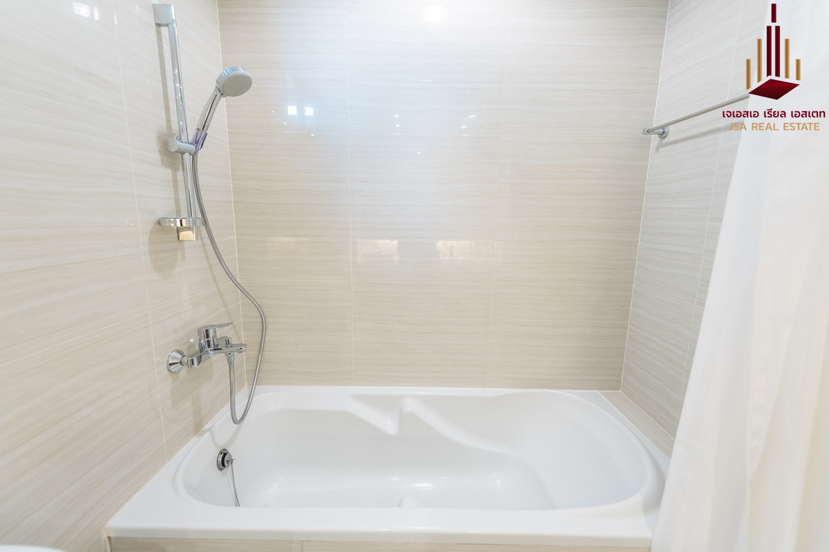 ให้เช่าคอนโดพระราม 3 สาธุประดิษฐ์ : ✨ For Rent: Bangkok Garden Condo ✨ 💰 Only 48,000 THB/month