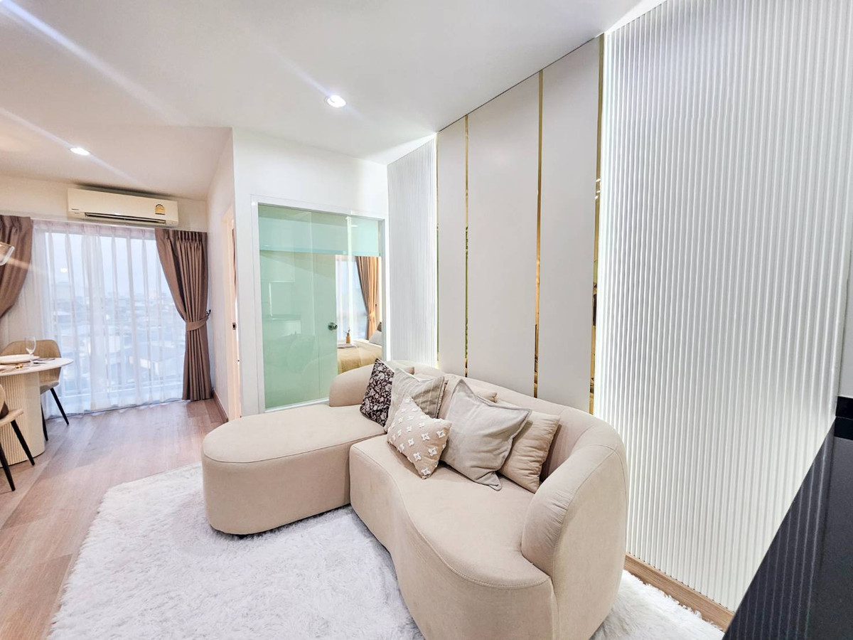 For SaleCondoWongwianyai, Charoennakor : Beautiful room for sale, near Wongwian Yai BTS, 250 meters, size 35 sq m. The Viva Condo Sathorn Taksin.
