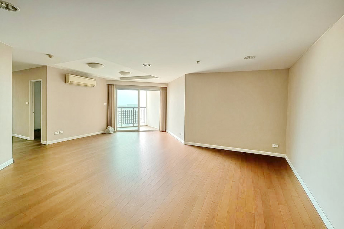 ขายคอนโดพระราม 9 เพชรบุรีตัดใหม่ RCA : ขายคอนโด 2 ห้องนอน ชั้น 39 เบลล์ แกรนด์ พระราม 9 ใกล้ MRT พระราม 9