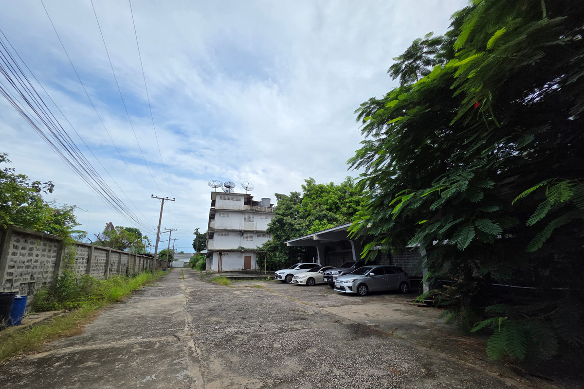 For SaleFactoryRathburana, Suksawat : Industrial land with factory buildings for sale at Suksawat 84 Purple zone with Ror Ngor 4 license