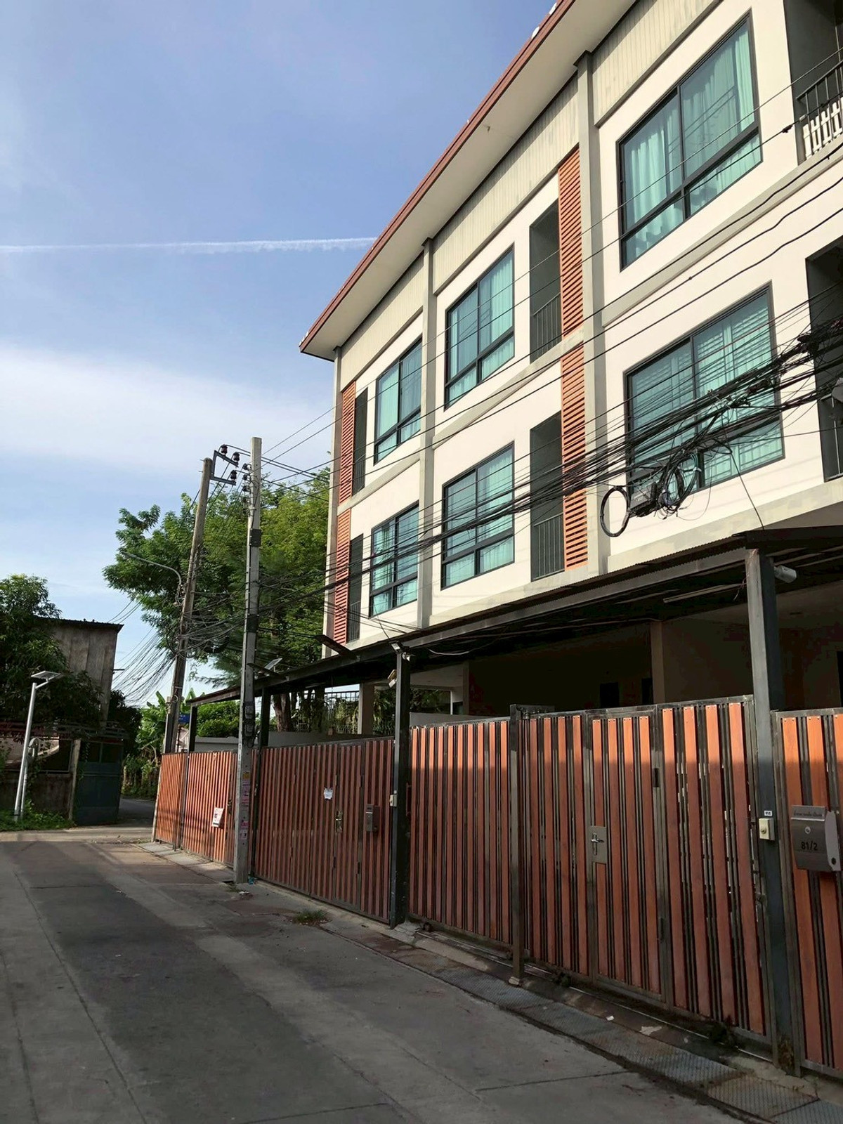 For SaleTownhomeOnnut, Udomsuk : ME2500324 Townhome for sale, corner unit, Punnawithi 31, Sukhumvit 101