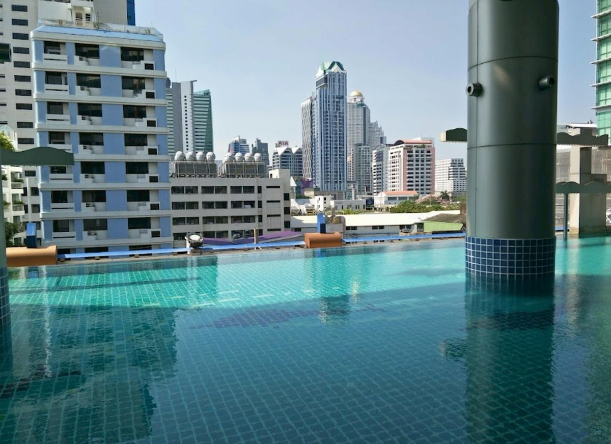 ขายคอนโดสาทร นราธิวาส : ✨ ห้องหรูดีไซน์พรีเมียม ในราคาที่คุณฝันถึง St. Louis Grand Terrace คุ้มกว่านี้ไม่มีอีกแล้ว 🎉