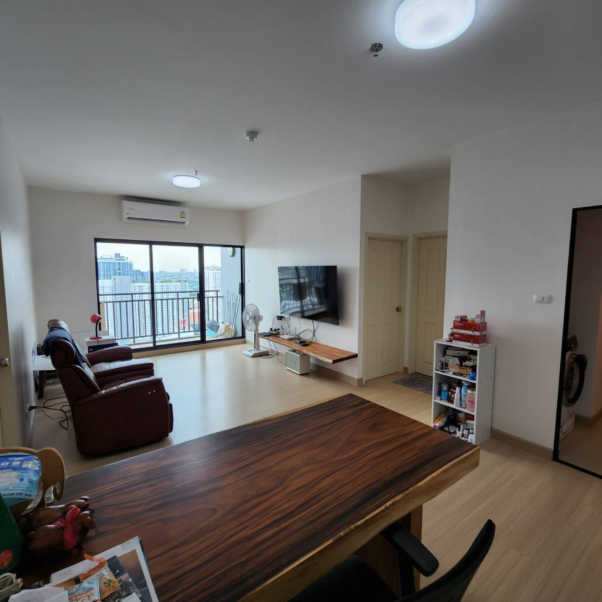 For RentCondoThaphra, Talat Phlu, Wutthakat : For rent, 88 sq m, 34th floor, 2 bedrooms, 2 bathrooms, Supalai Loft Condo, Talat Phlu Station.