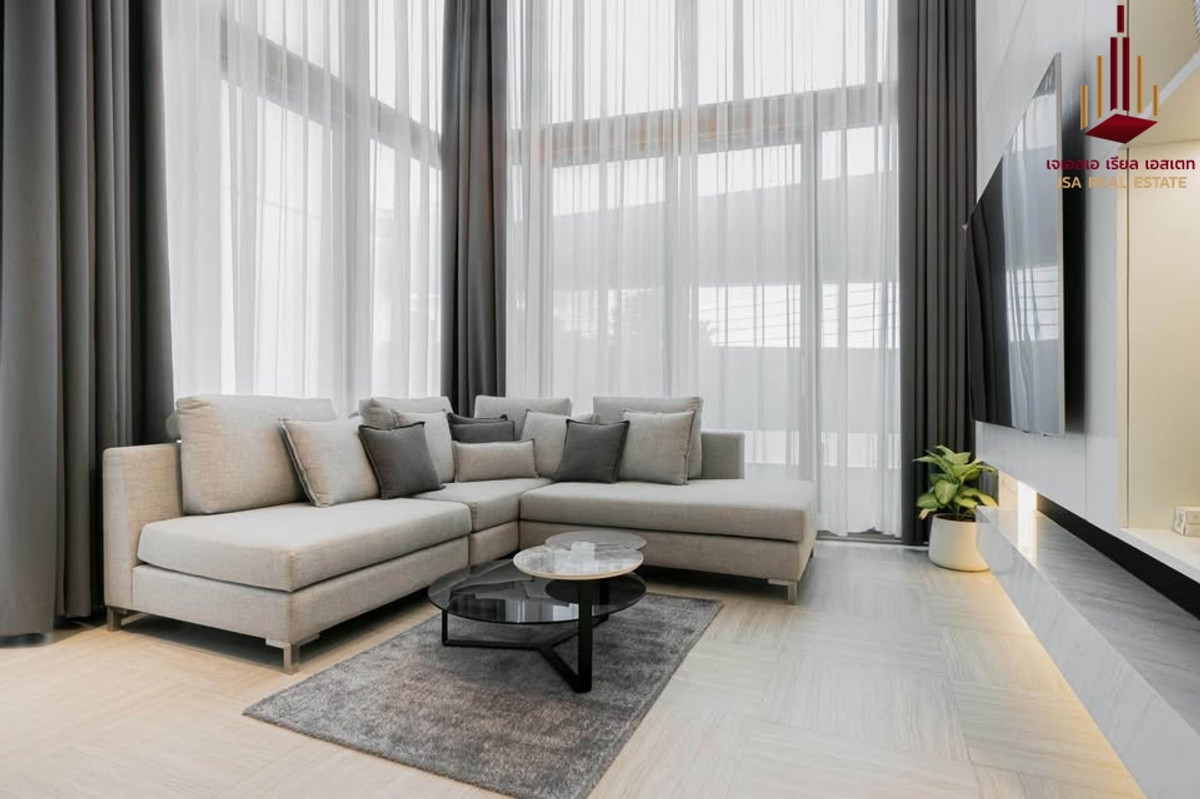 ขายทาวน์โฮมลาดพร้าว เซ็นทรัลลาดพร้าว : ✨ For Sale:  LUXE 35 Ratchada-Ladprao ✨  💰 Only 20,900,000 THB