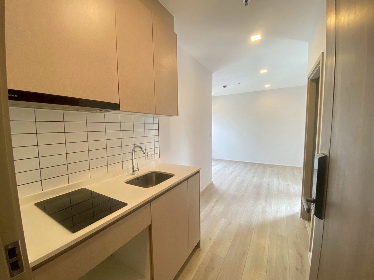 ขายคอนโดลาดพร้าว เซ็นทรัลลาดพร้าว : ขายด่วน 1 ห้องนอน ราคาถูกสุด Metris ลาดพร้าว ราคา 3.35 ล้านบาท ติดต่อ 0869017364