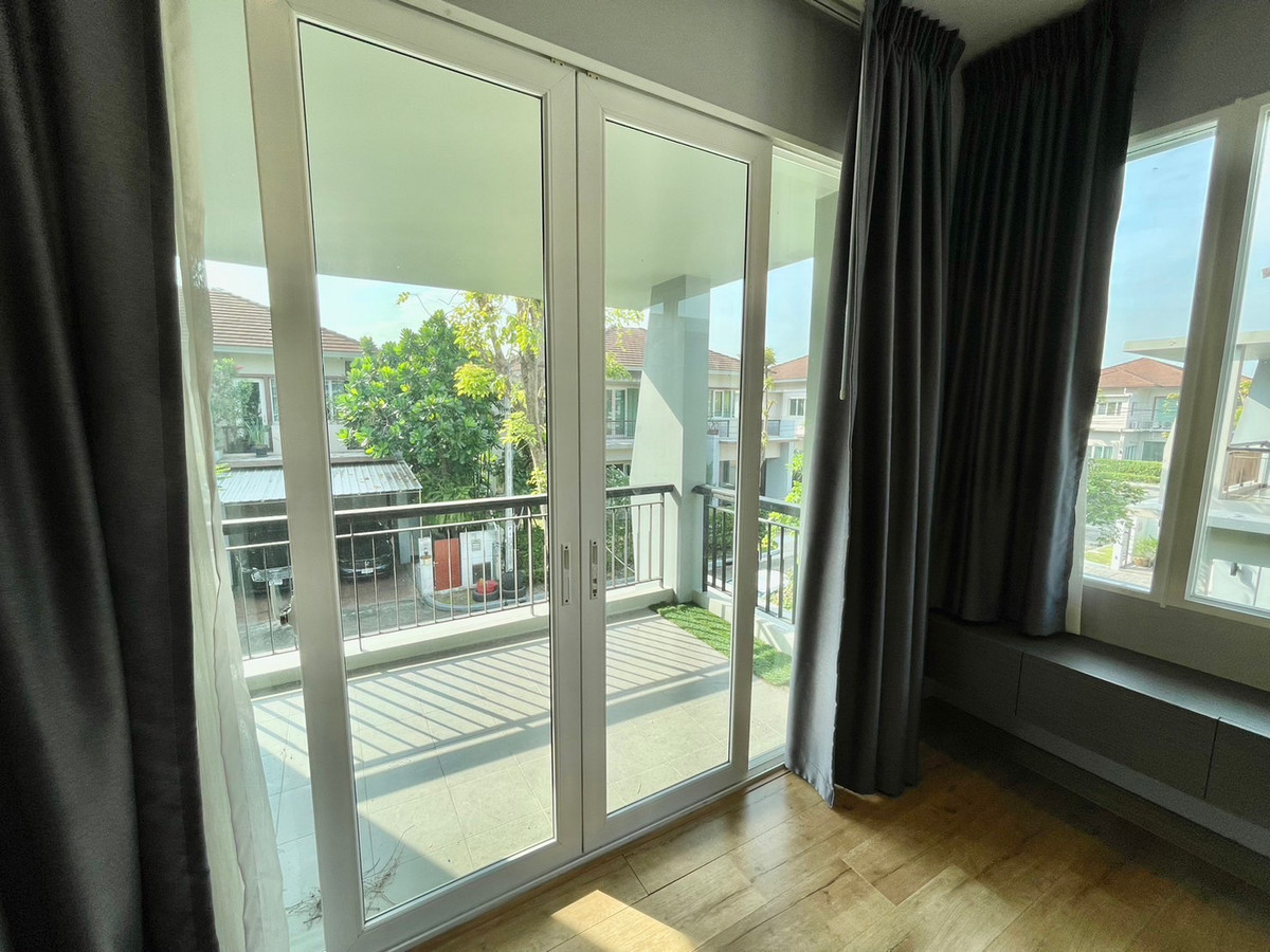 For SaleHouseBang kae, Phetkasem : Corner house, 86 sq m, 3 bedrooms, 3 bathrooms, 2-story detached house, The City Ratchaphruek, Charan 13.