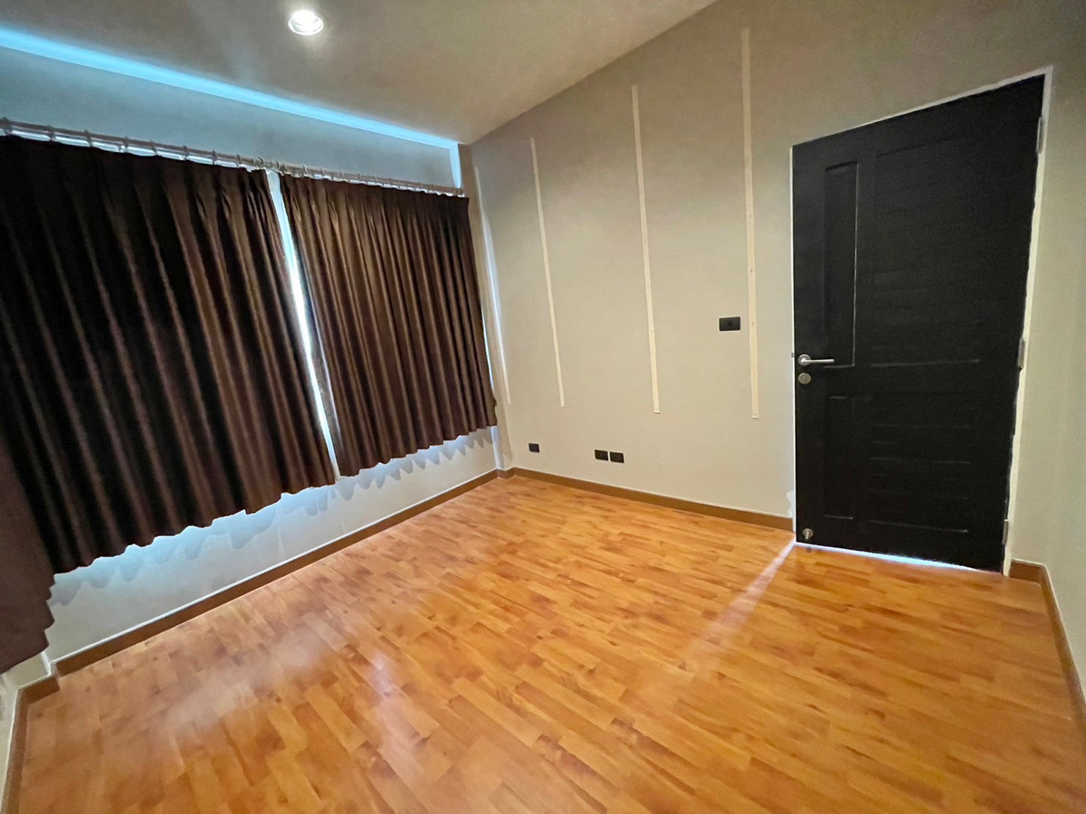 For SaleHouseBang kae, Phetkasem : Corner house, 86 sq m, 3 bedrooms, 3 bathrooms, 2-story detached house, The City Ratchaphruek, Charan 13.