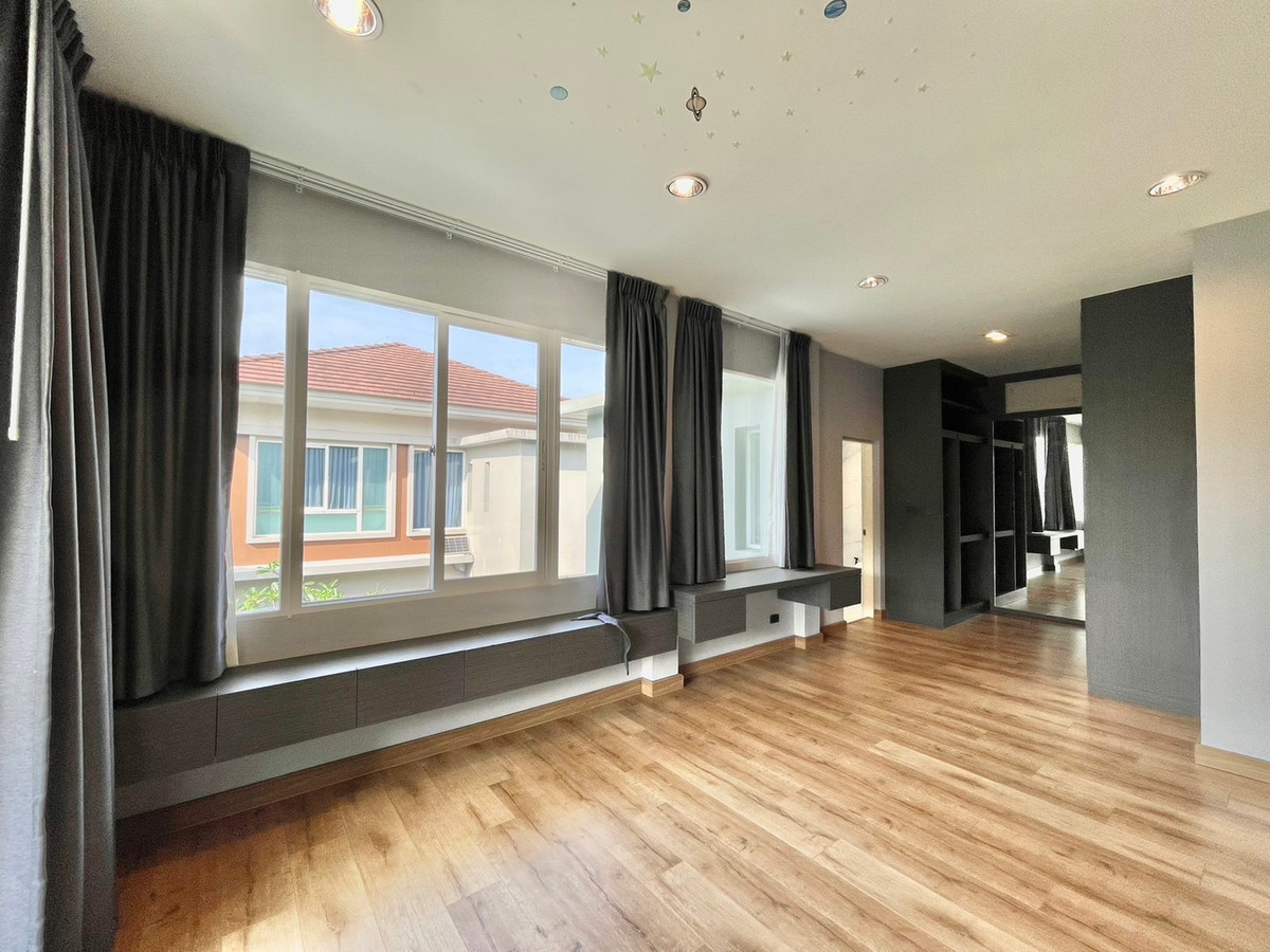 For SaleHouseBang kae, Phetkasem : Corner house, 86 sq m, 3 bedrooms, 3 bathrooms, 2-story detached house, The City Ratchaphruek, Charan 13.