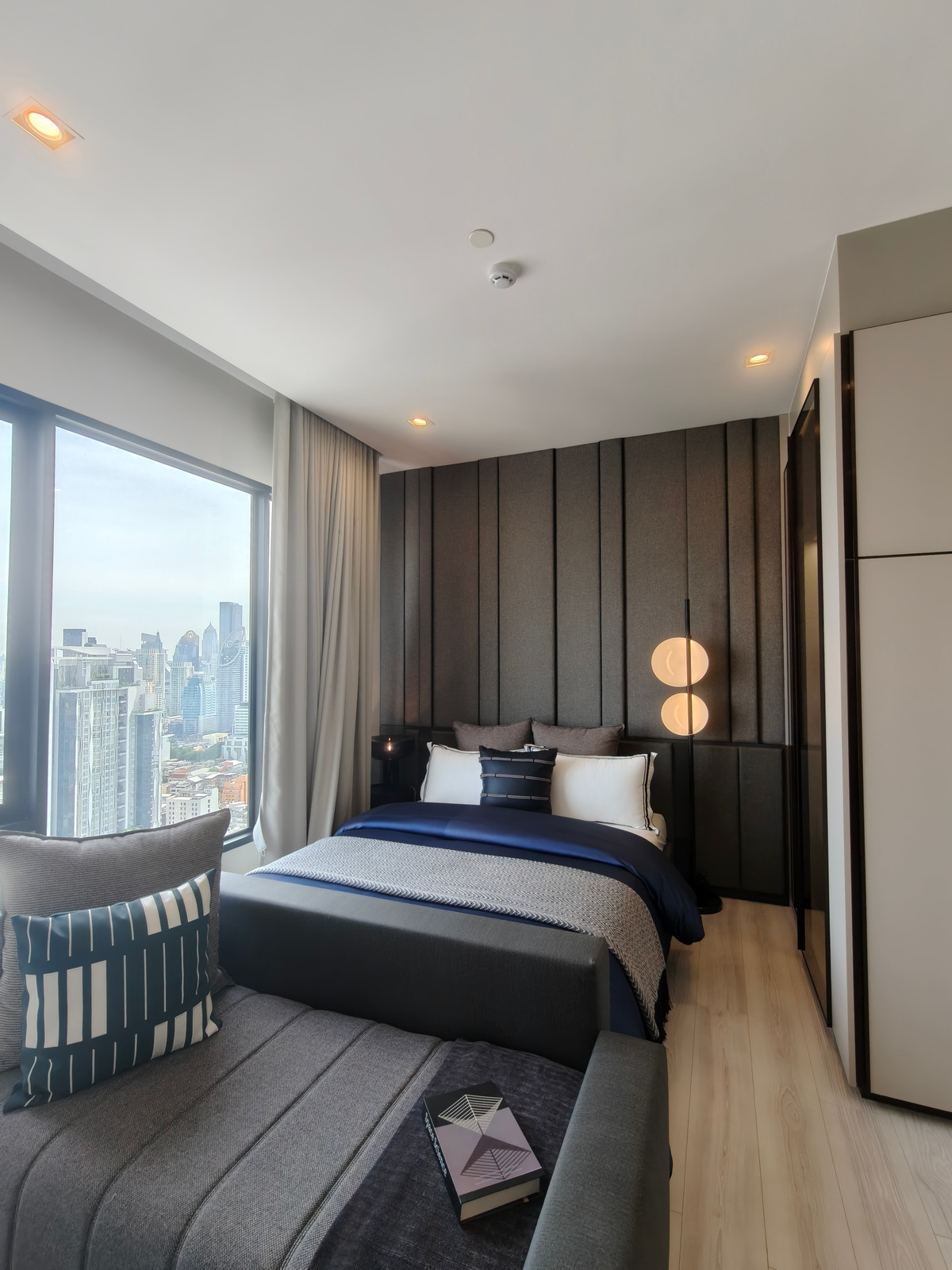 ขายคอนโดราชเทวี พญาไท : ✨ The Room Phayathai ✨