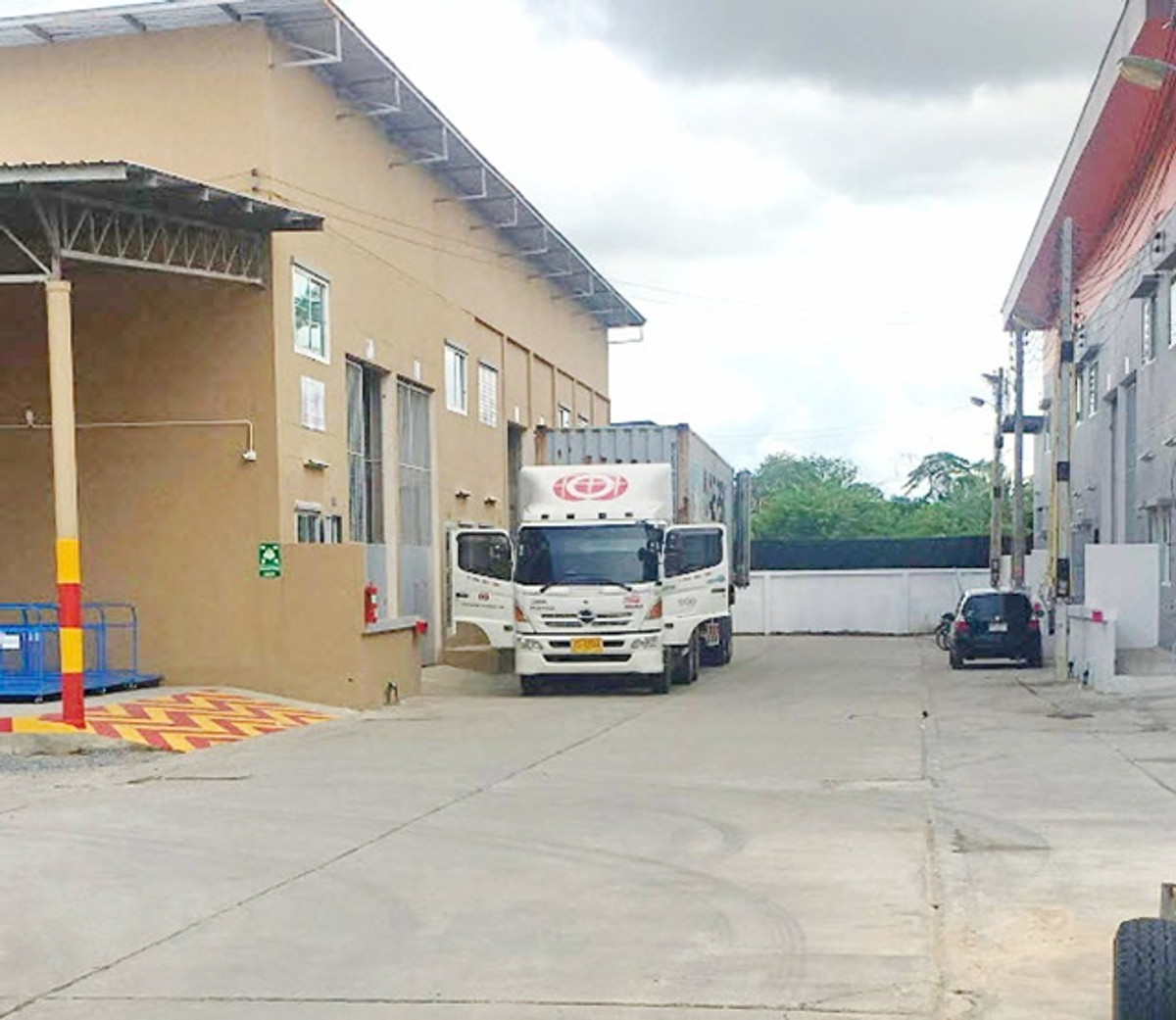 For RentWarehousePattaya, Bangsaen, Chonburi : Pattaya-Map Ta Phut. Wat NongPrue 1.5km. Warehouse-factory for rent 250-500 sq.m. Soi Phonpraphanim