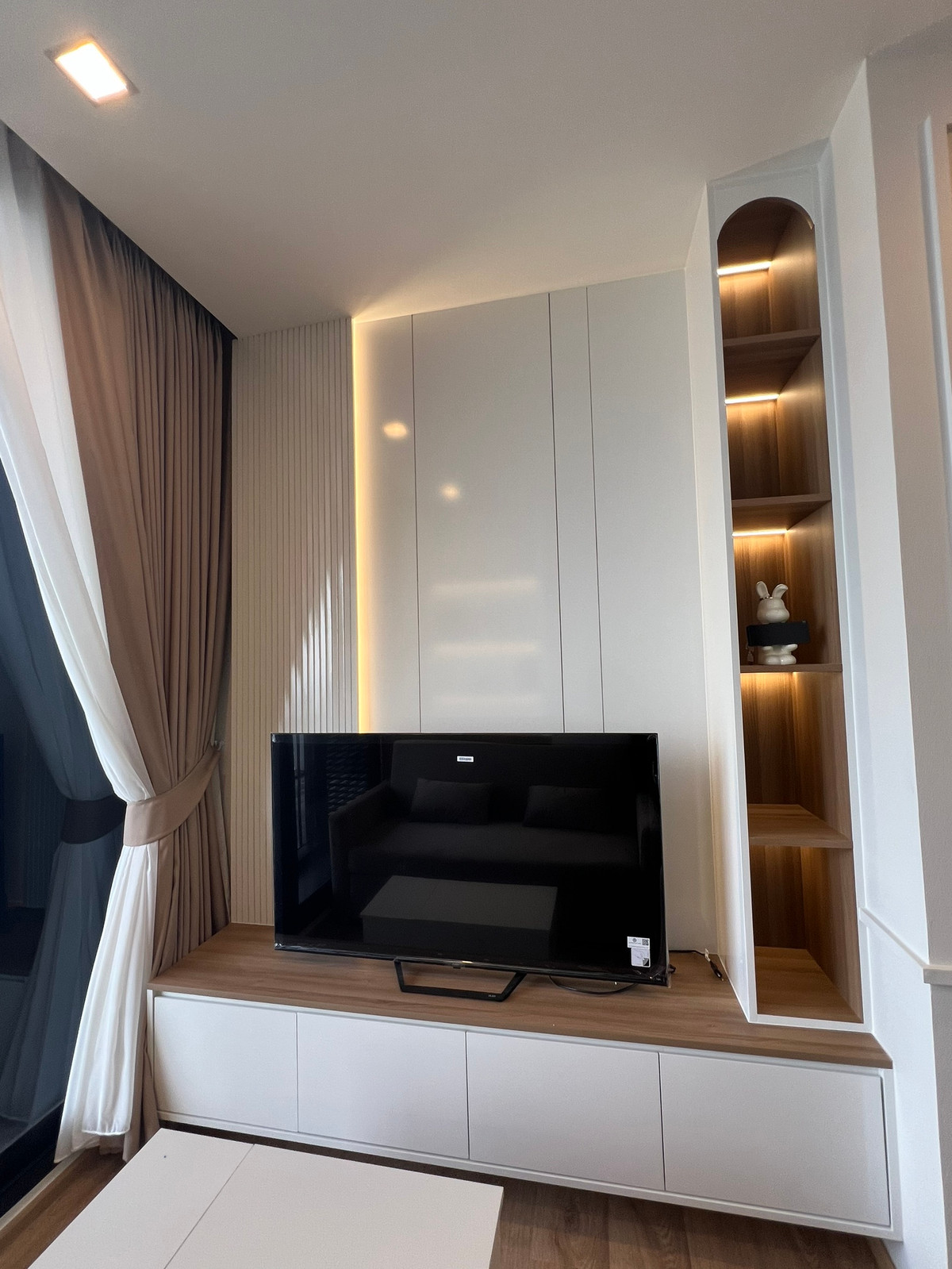 ให้เช่าคอนโดอารีย์ อนุสาวรีย์ : 🔥ให้เช่าด่วน🔥โนเบิล อราวน์ อารีย์  ห้องกว้าง วิวสวย เฟอร์นิเจอร์ครบพร้อมเข้าอยู่ ใกล้ BTS อารีย์