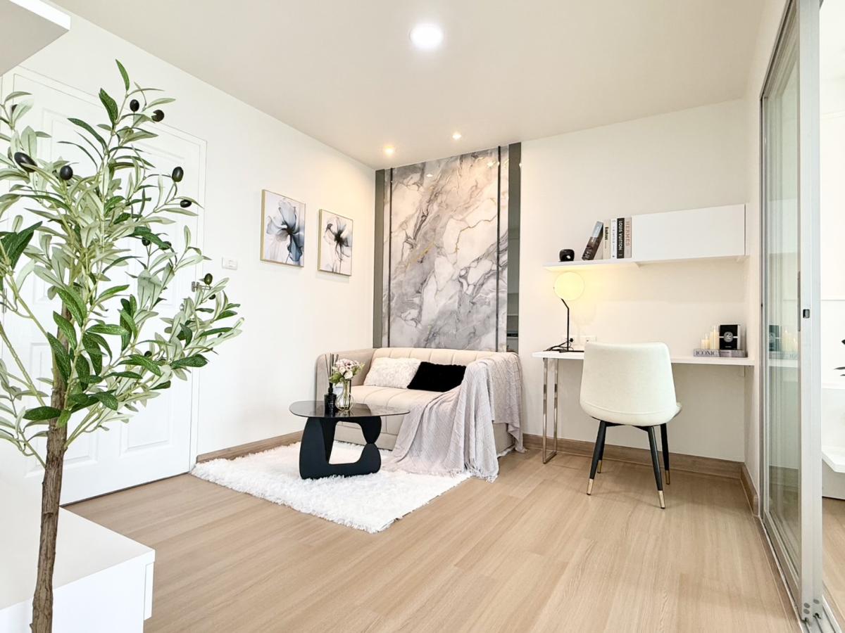 For SaleCondoPinklao, Charansanitwong : 🔥For Sale 🌟Newly Renovated 🧳Move-In Ready 🏢Condo The Trust Residence Pinklao 29.3 sq.m.