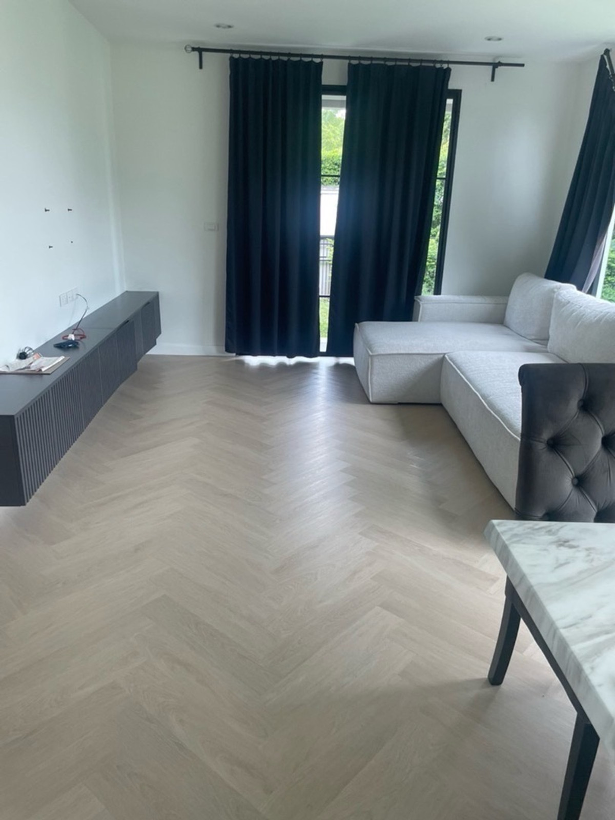 For RentHousePattanakan, Srinakarin : Single house for rent, Setthasiri Phatthanakan, 4 bedrooms, fully furnished, pets allowed.