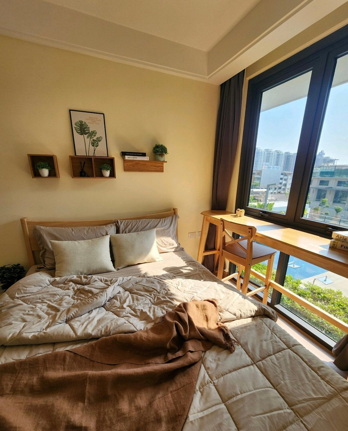 For RentCondoSathorn, Narathiwat : Rent Regal Sathorn - Narathiwat, beautiful, cheap, ready to move in, near BRT Chan Road, if interested contact Line @841qqlnr