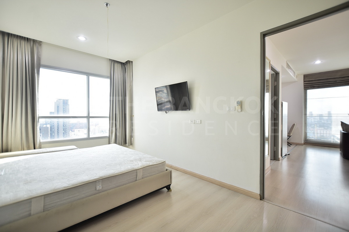 ให้เช่าคอนโดรัชดา ห้วยขวาง : ปล่อยเช่าด่วน ห้องใหย่ราคาดี !