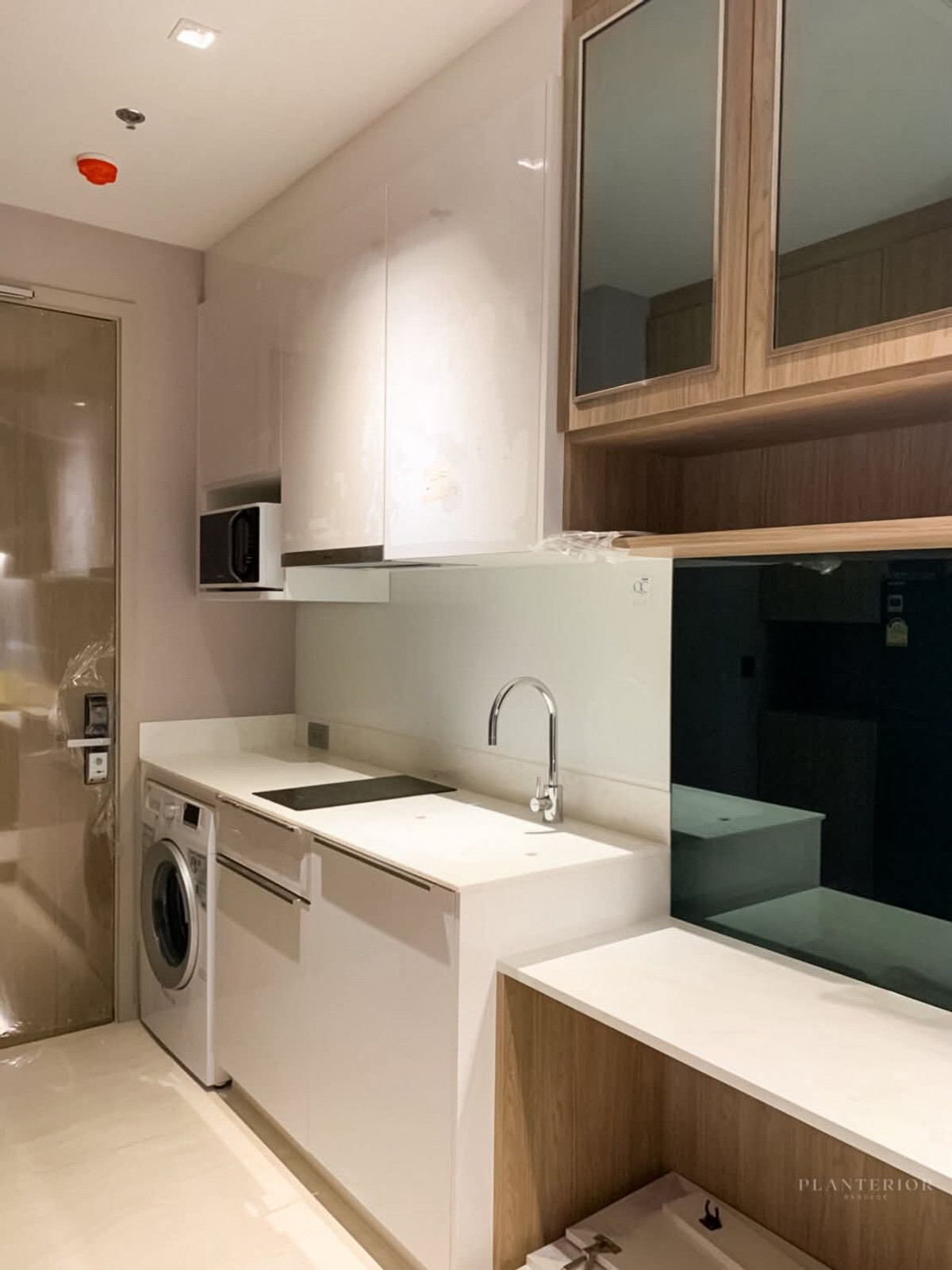 ให้เช่าคอนโดสีลม ศาลาแดง บางรัก : White Room Style ⚪️ Ashton Silom 1bed 36 Sqm Fullyfurnish , Welcome Foreign 30,000- 