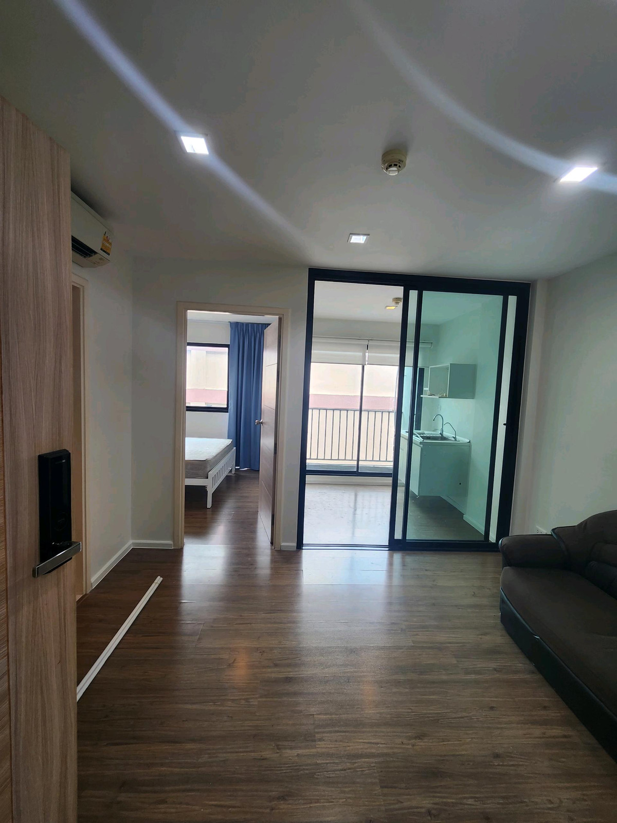 ให้เช่าคอนโดอ่อนนุช อุดมสุข : ขาย/ให้เช่า คอนโด บีรีพับบลิค สุขุมวิท 101/1
(B republic condo Sukhumvit101/1)
✅️ เช่า 8,500 ต่อเดือน
✅️ ขาย 1.59 ล้านบาท