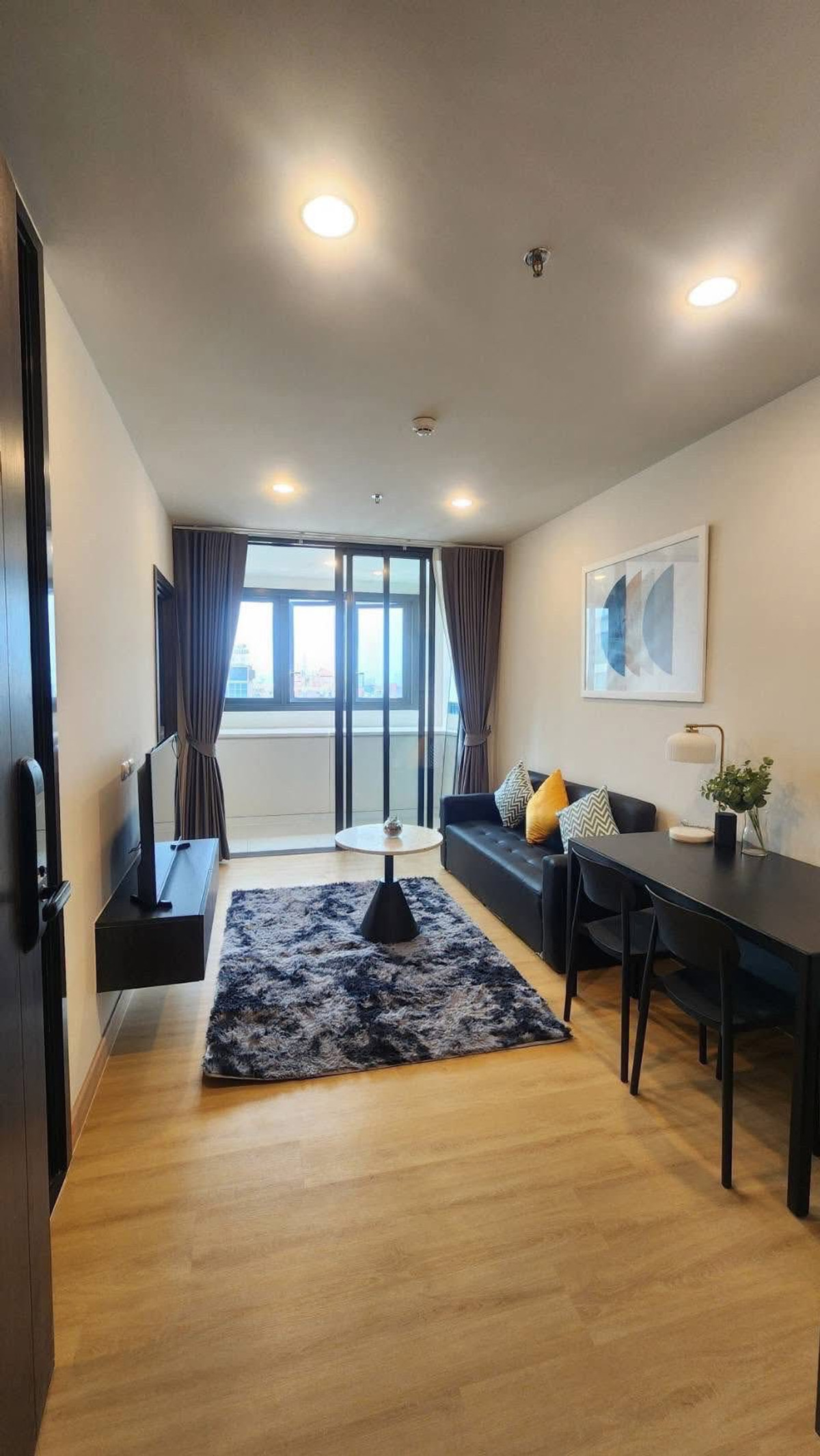 For RentCondoRatchadapisek, Huaikwang, Suttisan : Condo XT Huaikwang 1 bedroom near MRT Huai Khwang