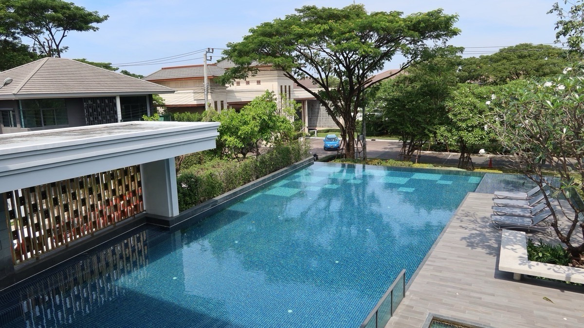 For RentHousePattanakan, Srinakarin : Single house for rent, Setthasiri Phatthanakan, 4 bedrooms, fully furnished, pets allowed.