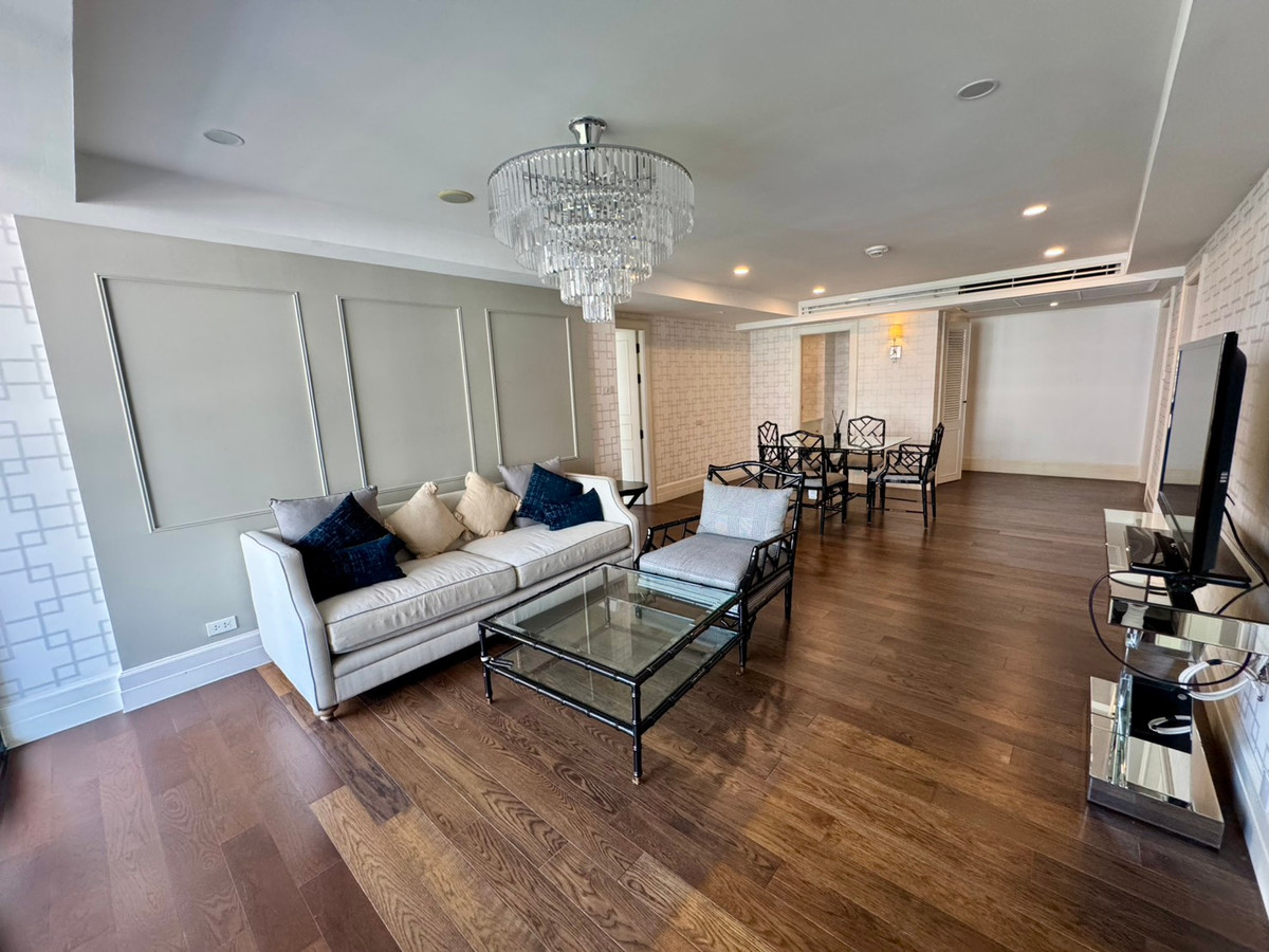 For RentCondoWitthayu, Chidlom, Langsuan, Ploenchit : Somkid Gardens – Condo for Rent 2bed2bath 1guest toilet 