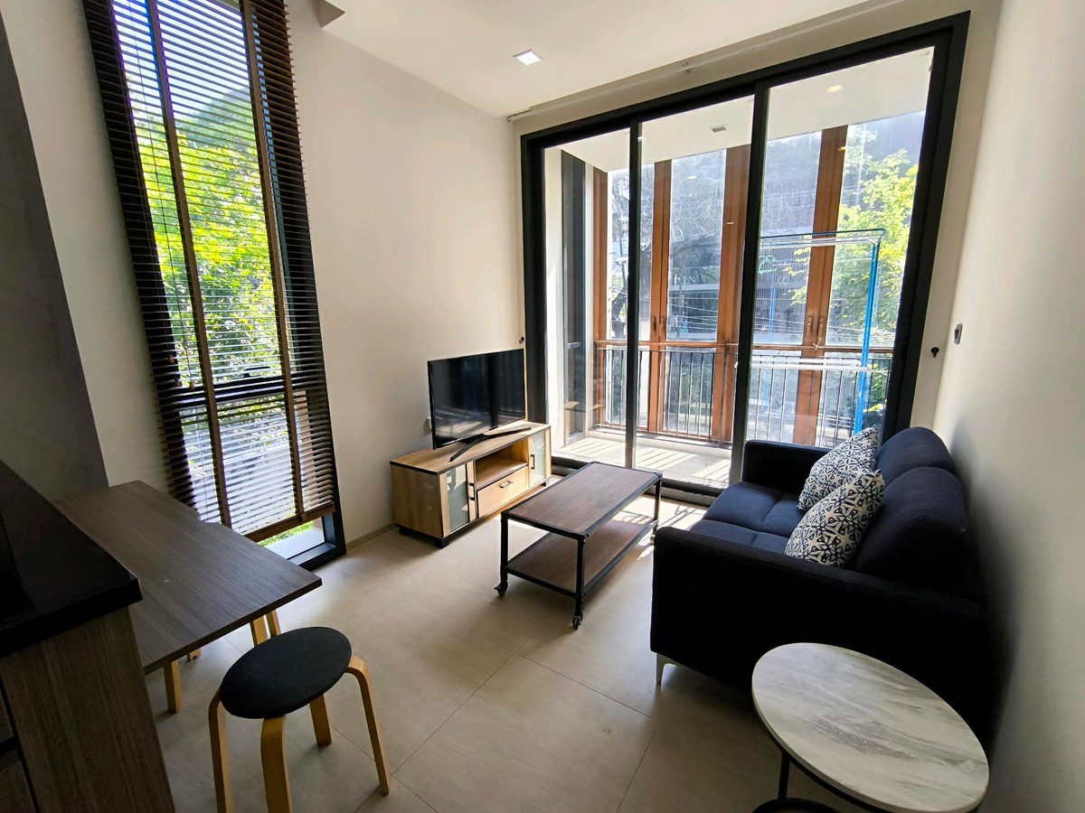 For SaleCondoOnnut, Udomsuk : For sale: Mori Haus, 1 bedroom, 1 bathroom, 35 sq m, 2nd floor, price 4.4 million, transfer fee half each.