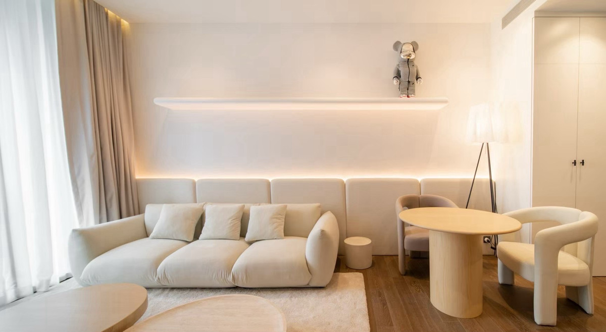 For SaleCondoWitthayu, Chidlom, Langsuan, Ploenchit : ❤️💵💰Selling Muniq Lang Suan 1br. Condo with pets. The most beautiful room ✨ Comes with handmade furniture, automatic electrical system throughout the room, price only 25 million 🫶🏻