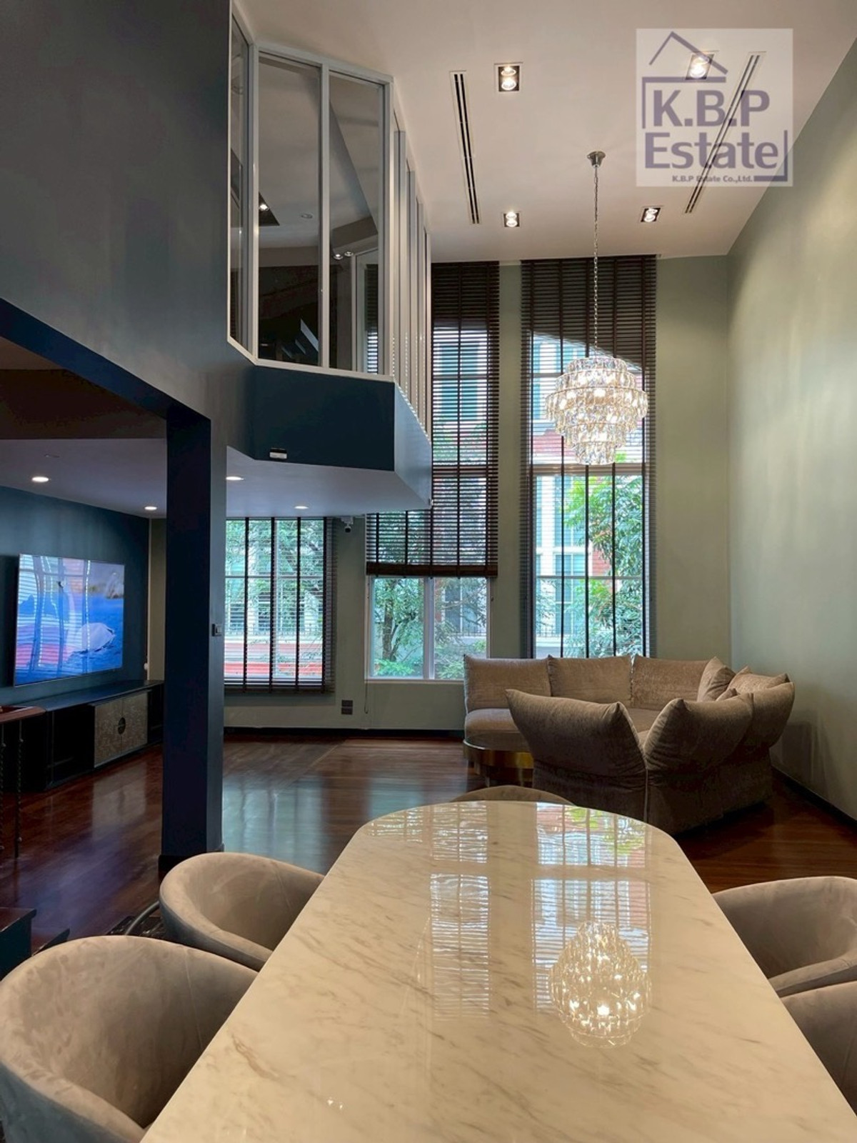 ทาวน์โฮมสุขุมวิท อโศก ทองหล่อ : ขาย / ให้เช่า บ้านกลางกรุง ทองหล่อ – บ้านทำใหม่ ใจกลางทองหล่อ ตกแต่งอย่างดีมากที่สุด ((พร้อมเข้าอยู่))