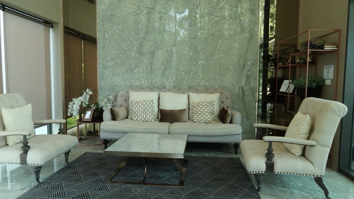 For RentHousePattanakan, Srinakarin : Single house for rent, Setthasiri Phatthanakan, 4 bedrooms, fully furnished, pets allowed.